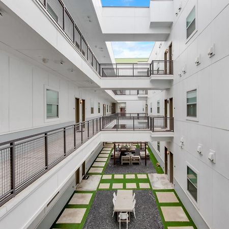 Contemporary 2Br I Gym I Parking I Workspace Dallas Kültér fotó